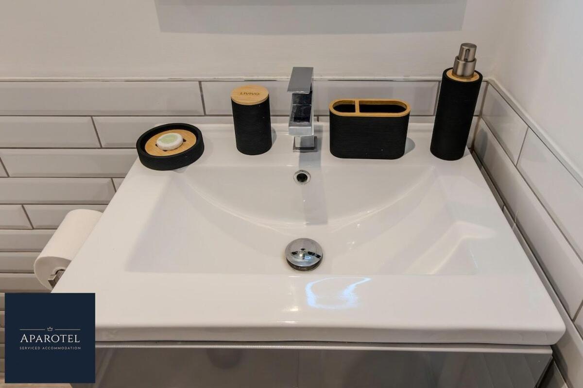 Aparotel Serviced Apartments - Stonehenge, Amesbury Town Centre Zimmer foto