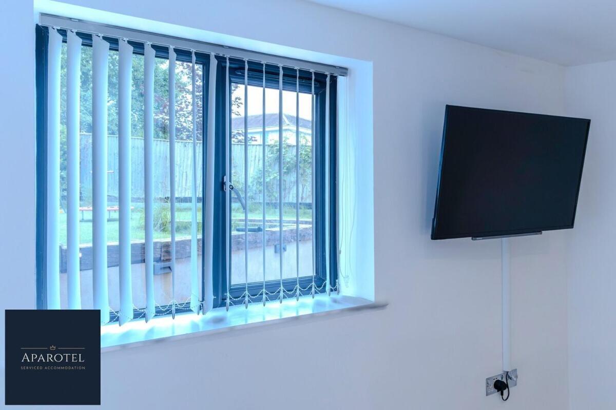 Aparotel Serviced Apartments - Stonehenge, Amesbury Town Centre Zimmer foto