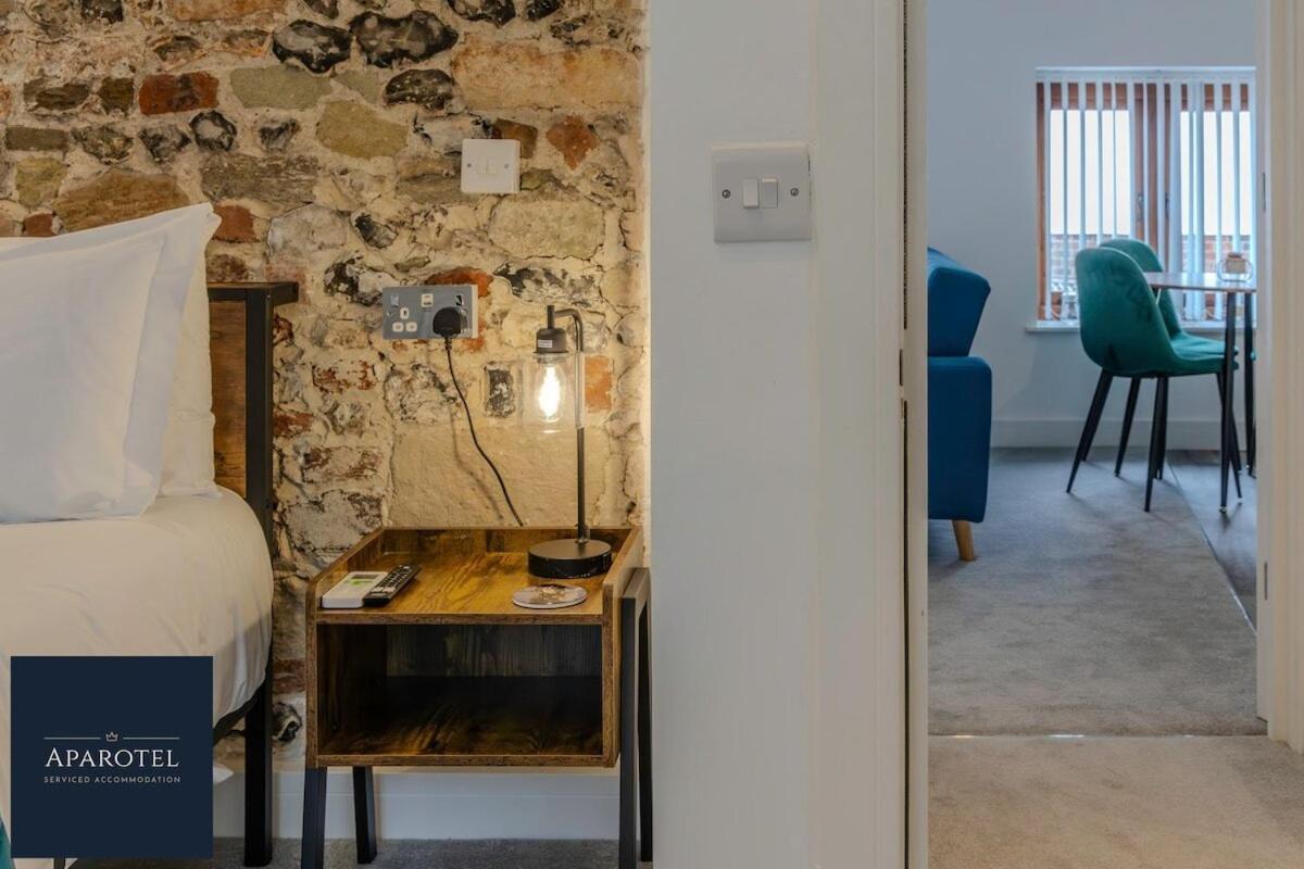 Aparotel Serviced Apartments - Stonehenge, Amesbury Town Centre Zimmer foto