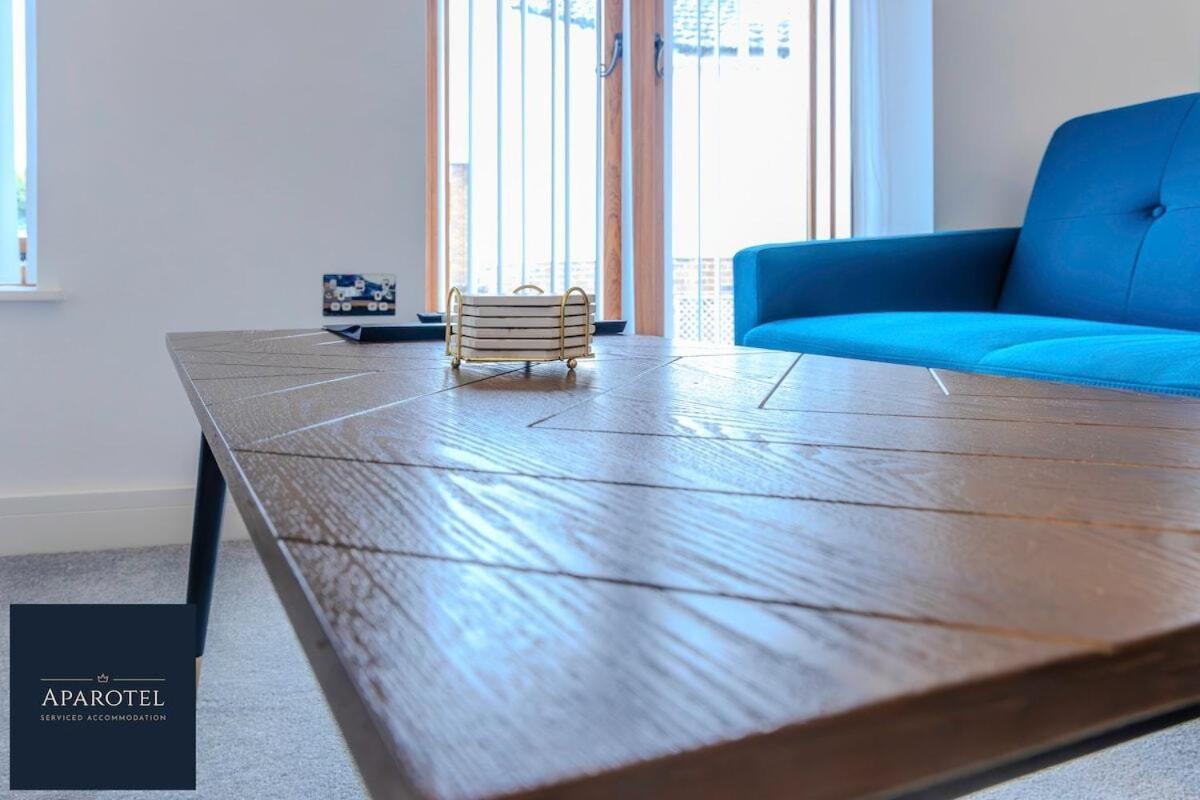 Aparotel Serviced Apartments - Stonehenge, Amesbury Town Centre Zimmer foto