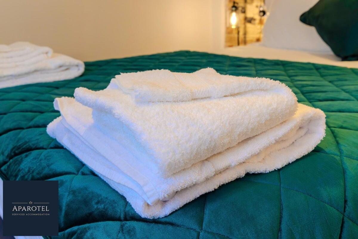 Aparotel Serviced Apartments - Stonehenge, Amesbury Town Centre Zimmer foto