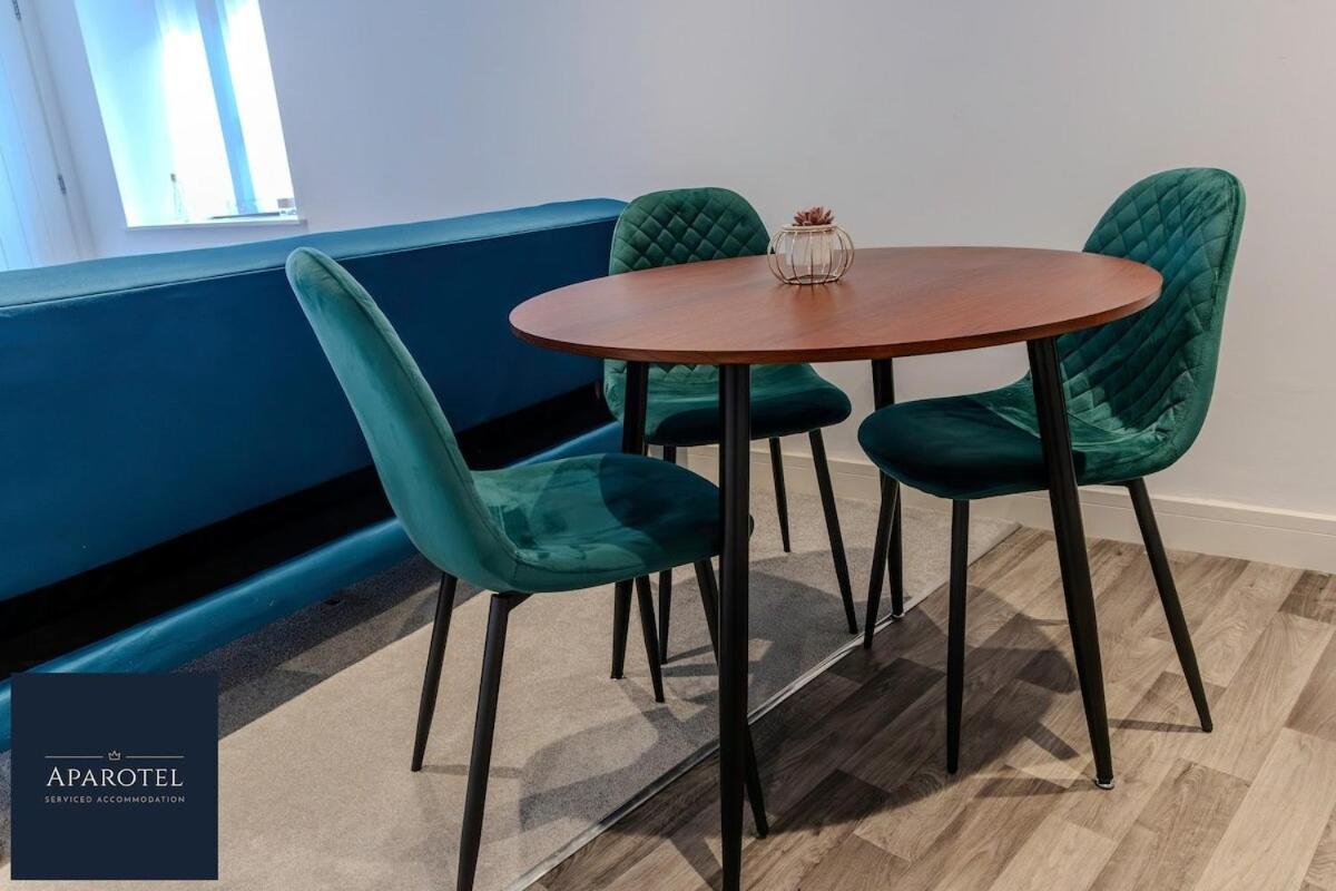 Aparotel Serviced Apartments - Stonehenge, Amesbury Town Centre Zimmer foto