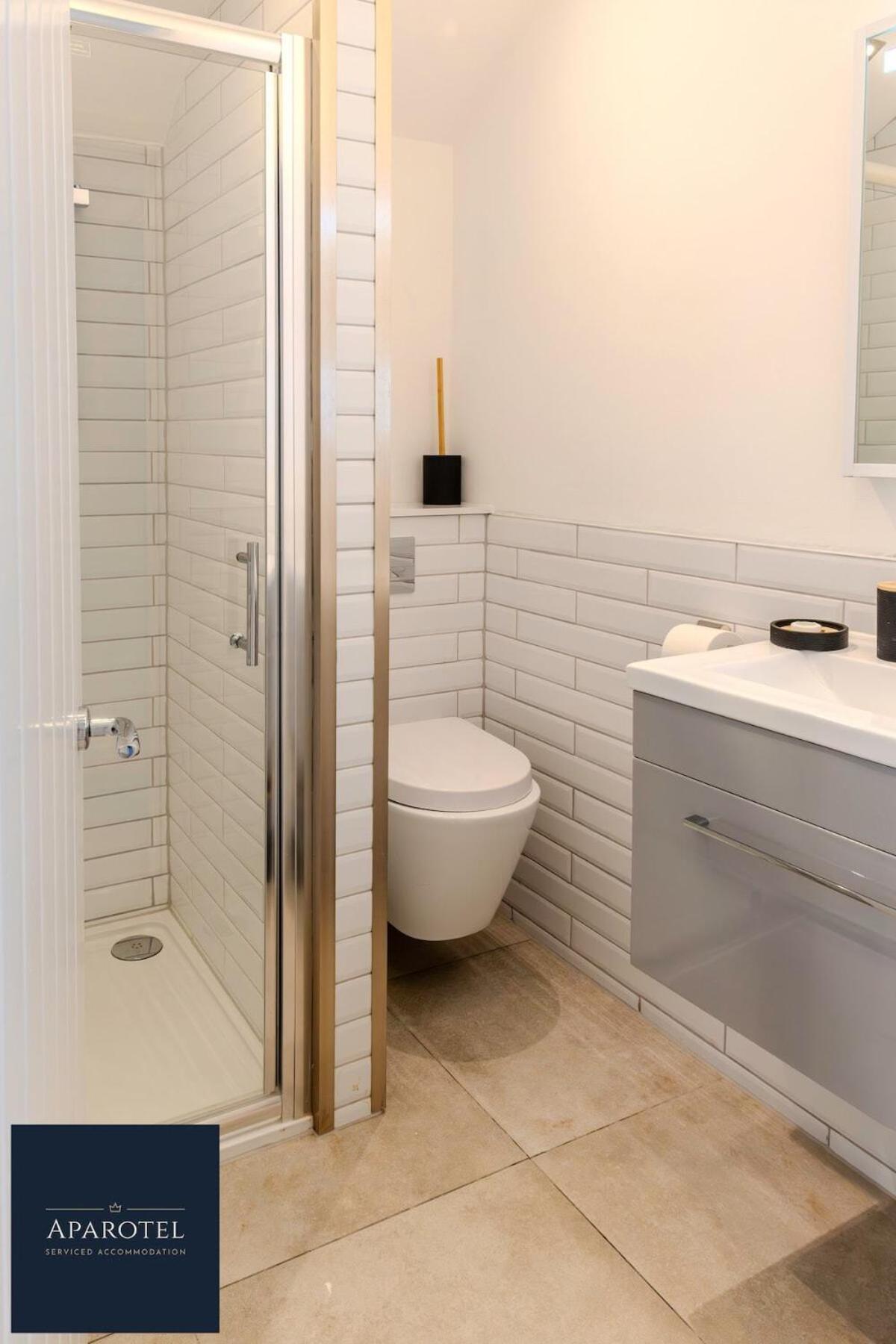 Aparotel Serviced Apartments - Stonehenge, Amesbury Town Centre Zimmer foto